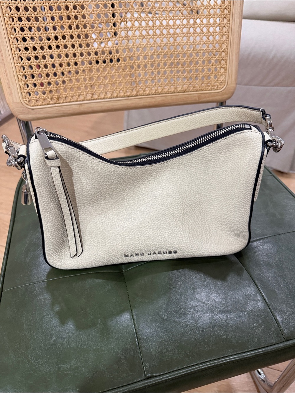 Marc Jacobs Cream Pebbled Leather Shoulder Hobo with Black Trim